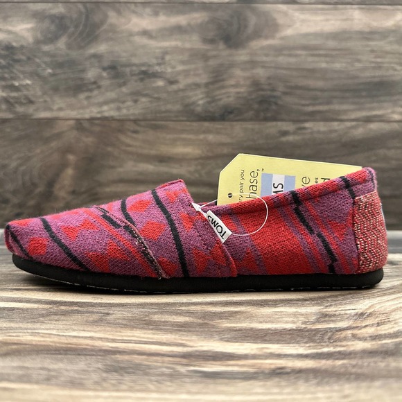 NIB Toms Classic Red Knit Faux Shearling Square Toe Flats Loafers 8 38.5 - Picture 6 of 9